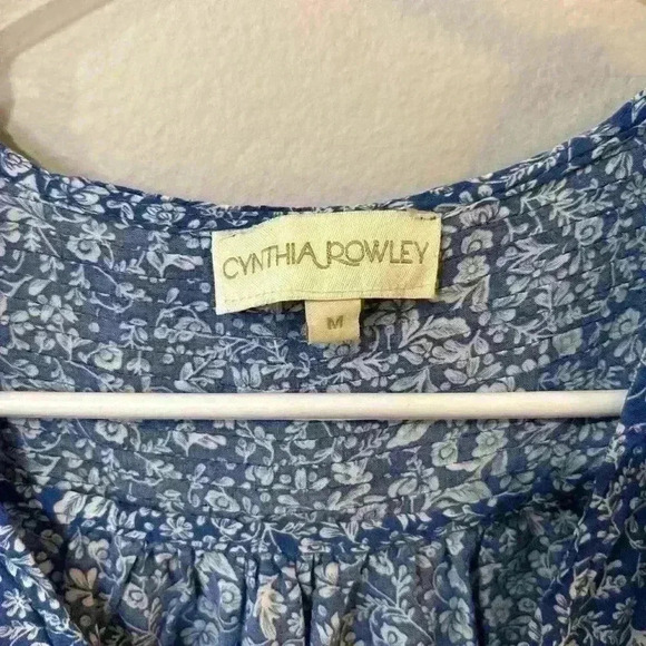 Cynthia Rowley Blue Floral Short Sleeve Front Button Top Women’s Size Medium - Picture 2 of 4